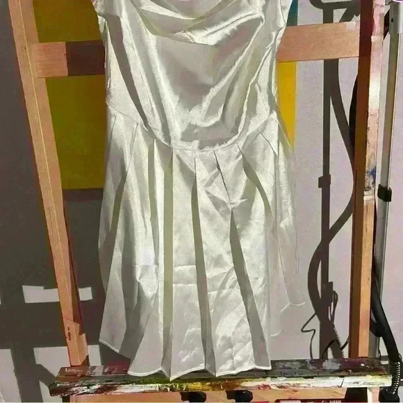 SHEIN White Ivory Ruched Tank Romper Size L - Picture 5 of 6